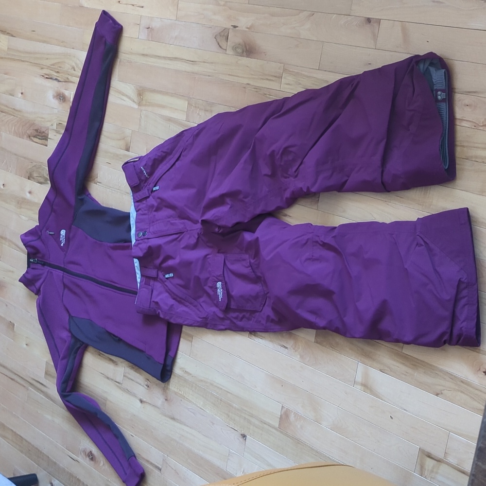 The North Face Snow Pants. Big Girls XL(18). EUC.